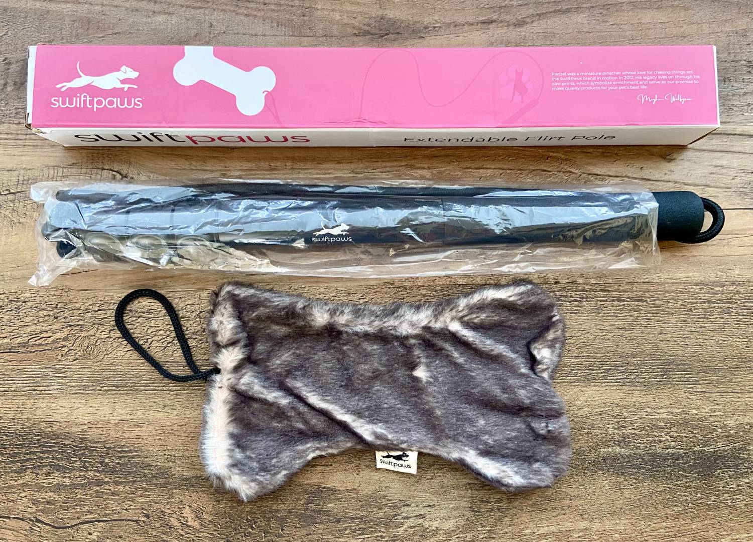 SwiftPaws Flirt Pole Review - complete packaging